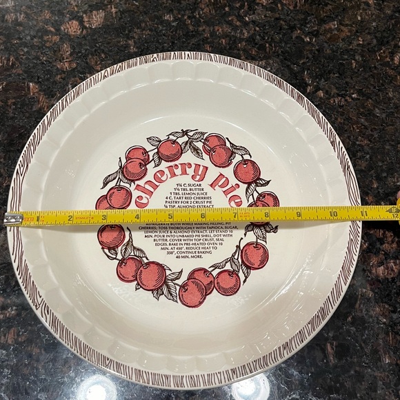 Vintage Cherry Pie Baking Dish - Picture 9 of 10